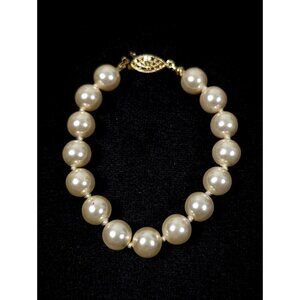 Vintage Retro Ivory Color Glass Faux Pearl Bracelet 10mm Beads 7 inch